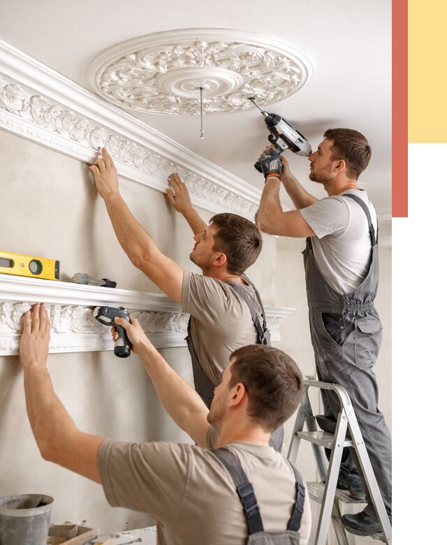 Монтаж лепнины на потолок в Борисоглебске от 3329 руб. быстро и недорого | ОТДЕЛОЧНИК-Брс